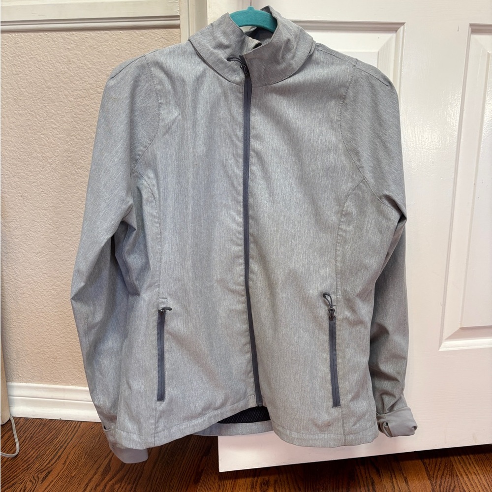 Women’s Gray Full-Zip Jacket in Like New Condition